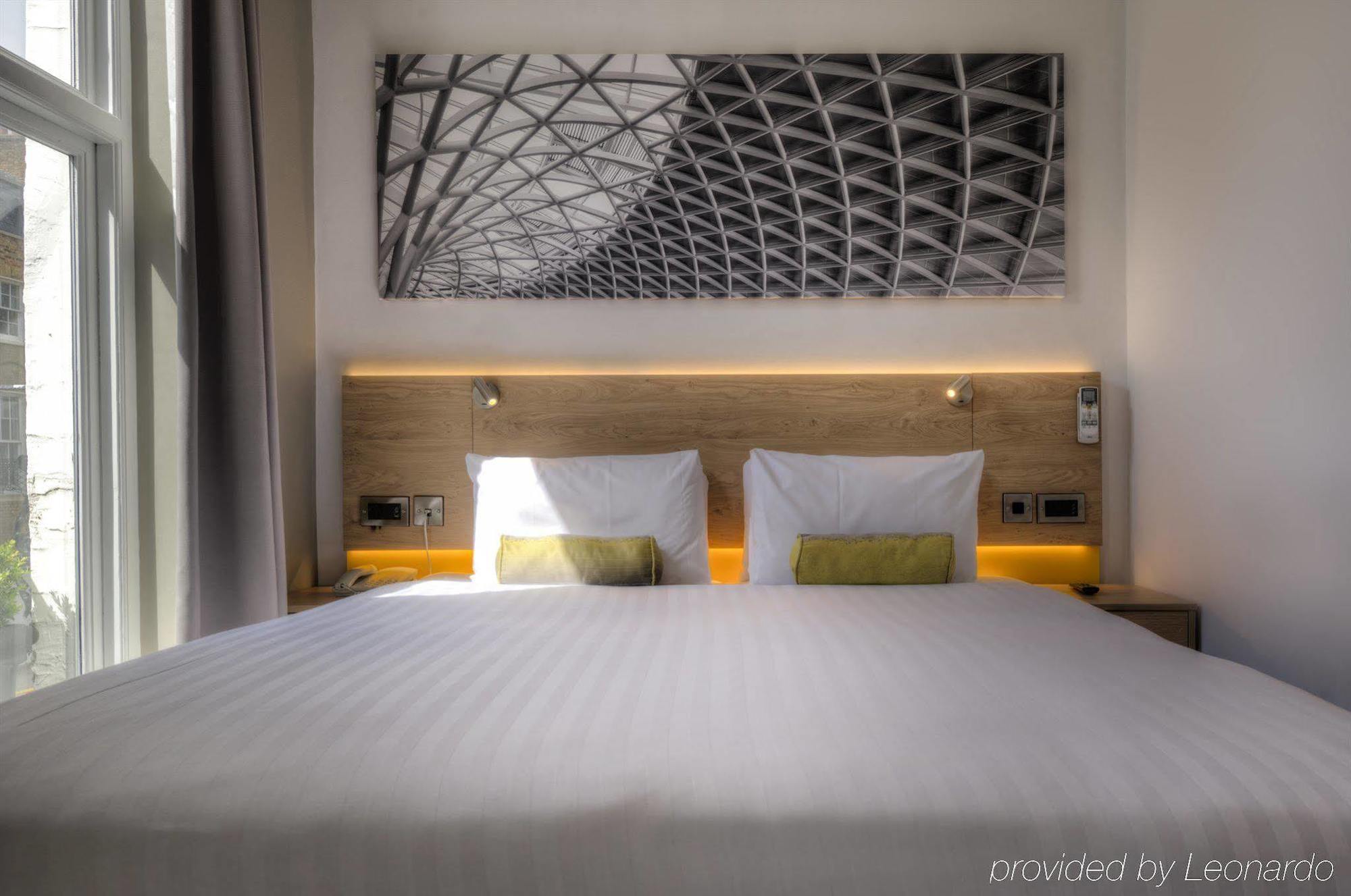 Comfort Inn & Suites Kings Cross St. Pancras Лондон Екстериор снимка